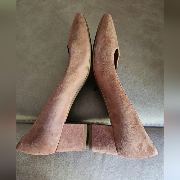 Aquatalia Pale/Petal Pink Suede Preppy Elegant Chic Square heel Shoes sz 7.5 - Picture 6 of 9